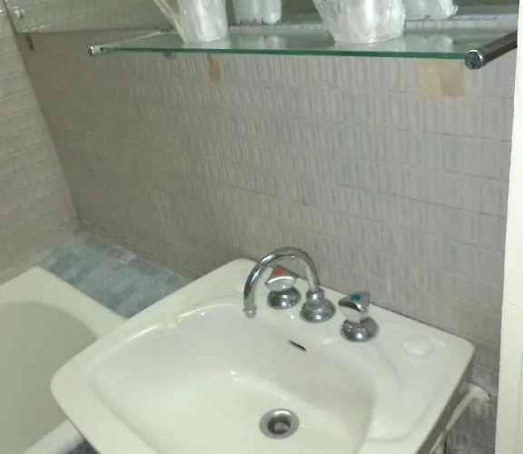 Ξενοδοχείο Banat 2*